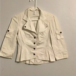 Diane Avon Furstenberg Woman’s Gorgeous Off White Jean Jacket.